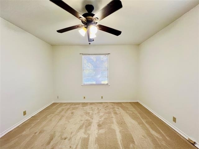 8715 Labron Avenue - Photo 15