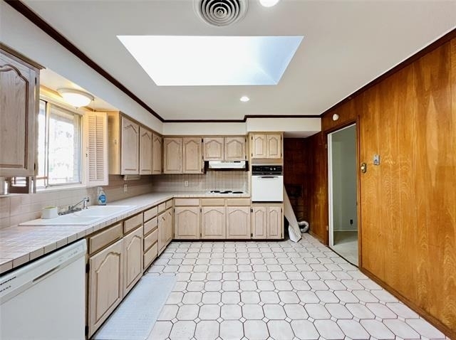8715 Labron Avenue - Photo 13