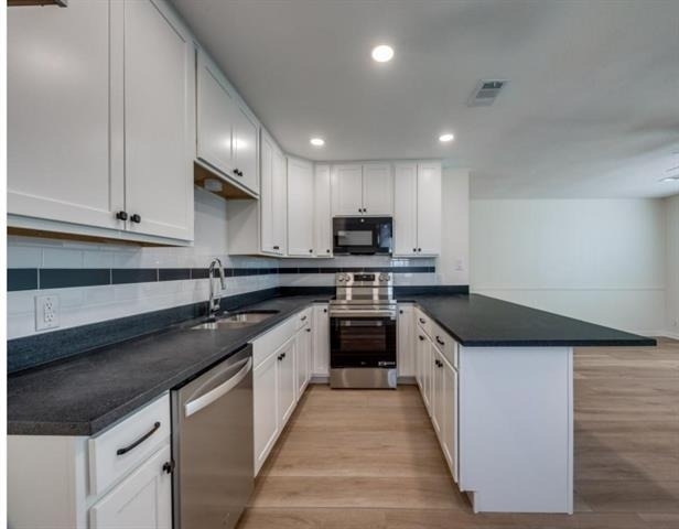 1721 W Walker Street - Photo 1