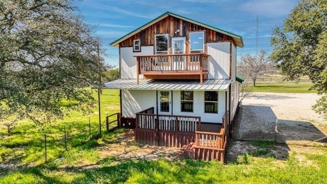 504 Doe Lane - Photo 1