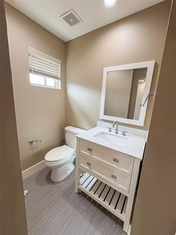 301 E Brockett Street - Photo 15