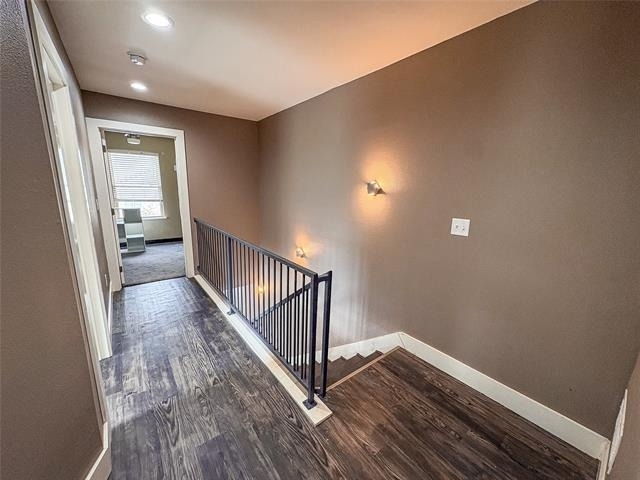 301 E Brockett Street - Photo 6