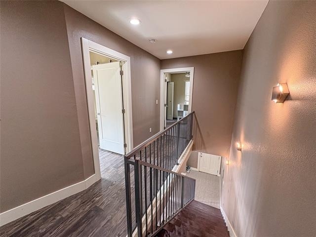 301 E Brockett Street - Photo 5