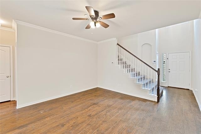 7913 Hannah Street - Photo 2