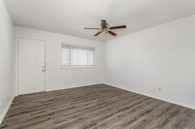 5722 Gaston Avenue - Photo 4