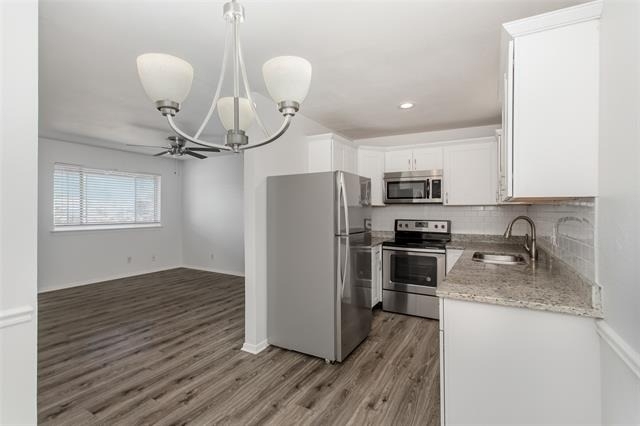 5722 Gaston Avenue - Photo 8