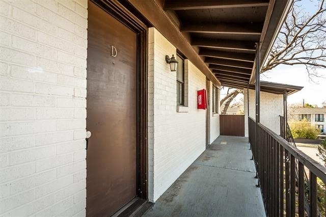 5722 Gaston Avenue - Photo 21
