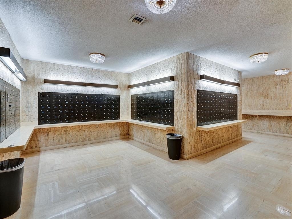 2500 Parkview Drive - Photo 38