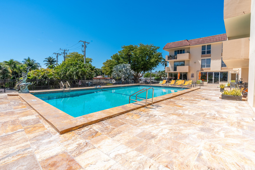 1000 Spanish River Road - Photo 21