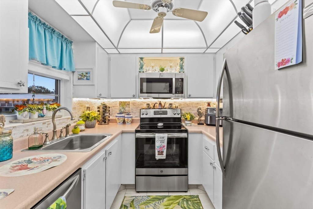 2929 Se Ocean Boulevard - Photo 9
