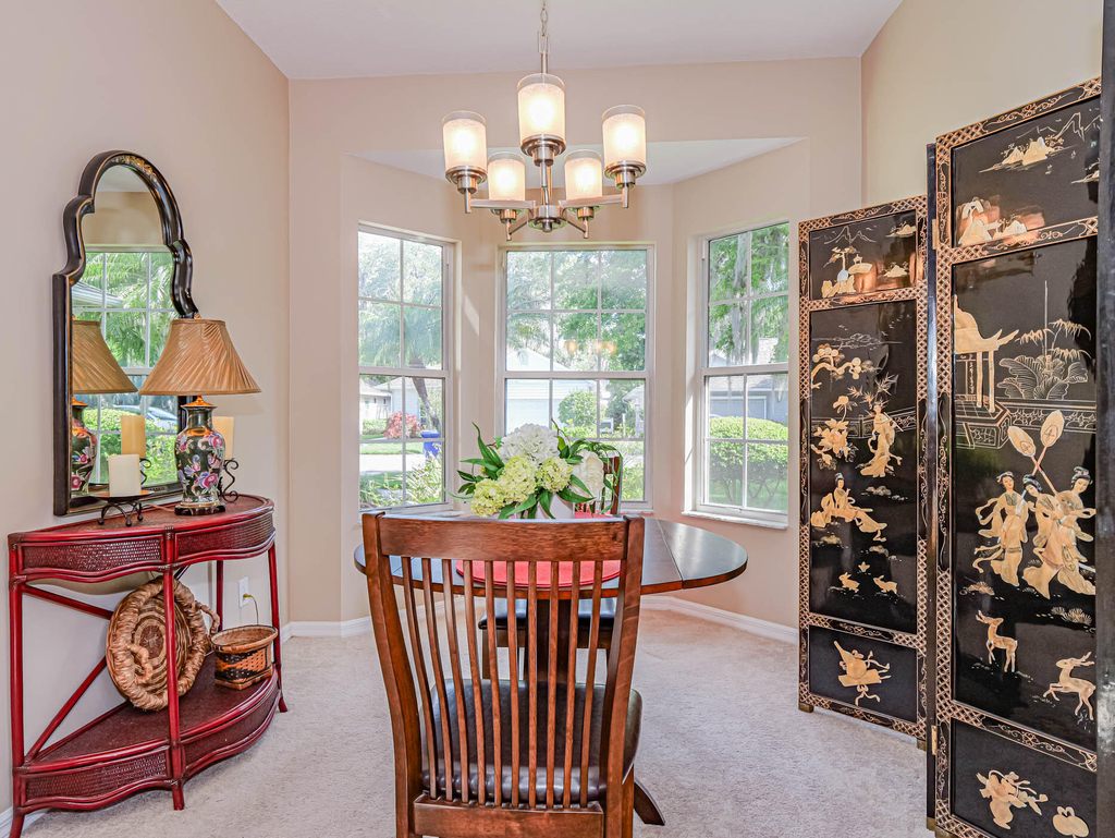 335 Hawthorne Lane - Photo 14
