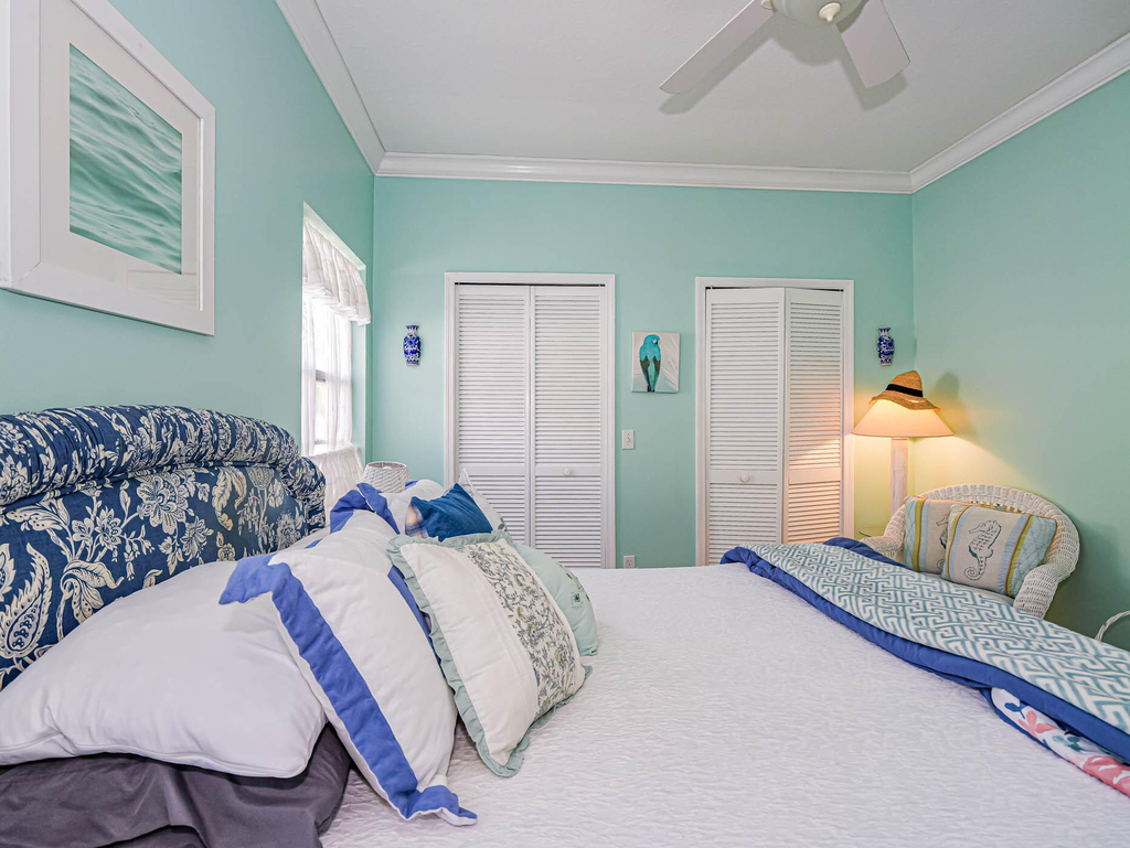 335 Hawthorne Lane - Photo 22