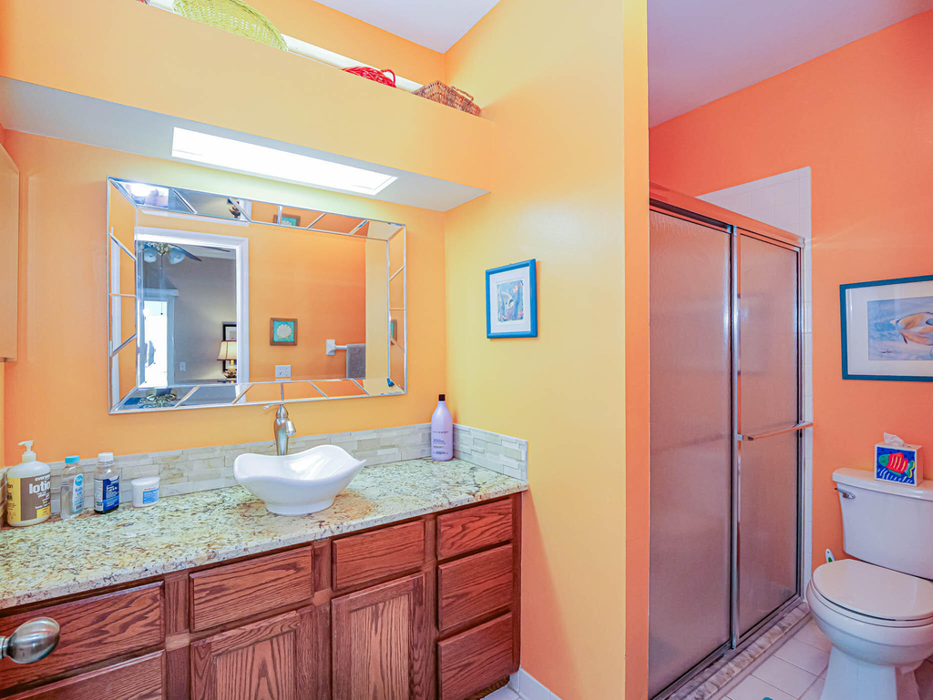 335 Hawthorne Lane - Photo 19