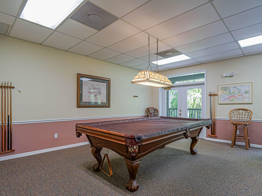 335 Hawthorne Lane - Photo 34