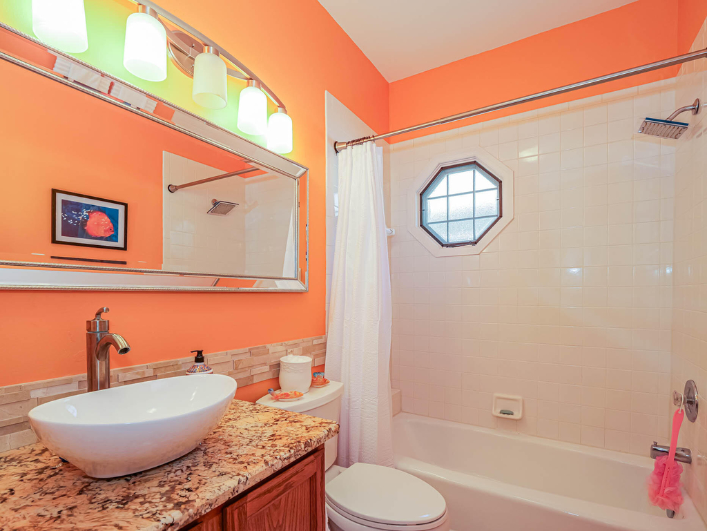 335 Hawthorne Lane - Photo 20