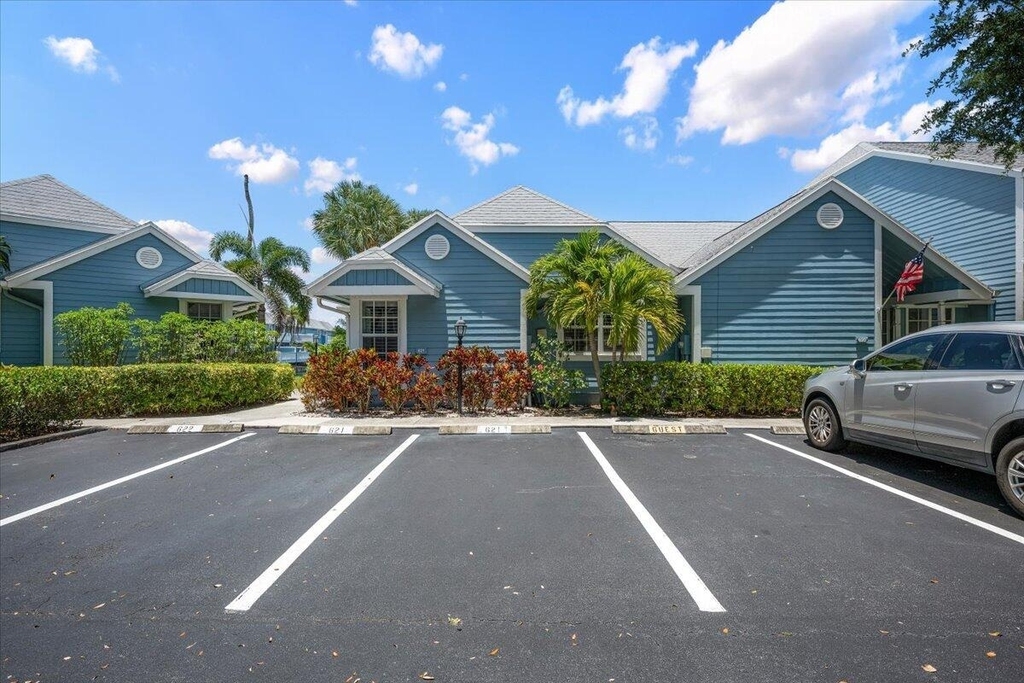 621 Ocean Dunes Circle - Photo 15