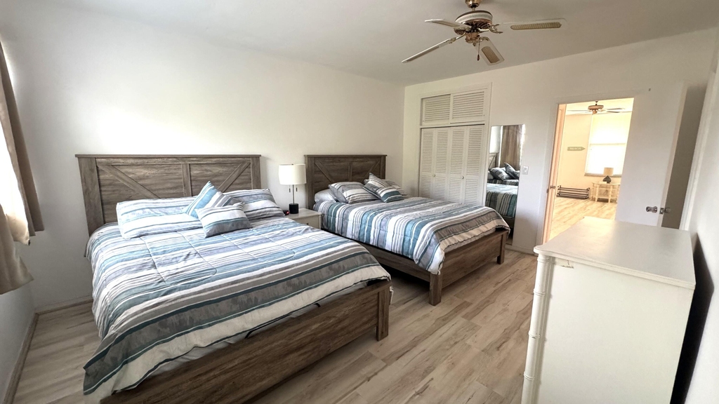 1960 Ne 1st Street - Photo 2