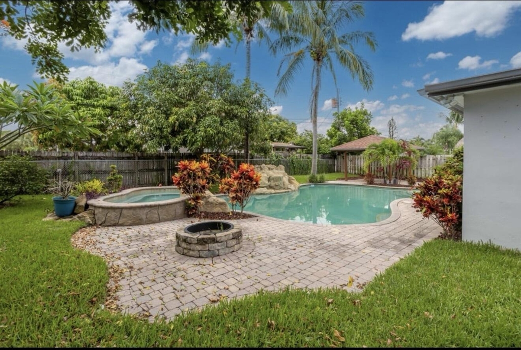 603 Se 7th Avenue - Photo 22