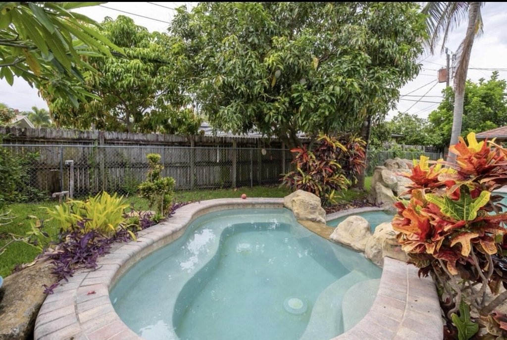 603 Se 7th Avenue - Photo 24