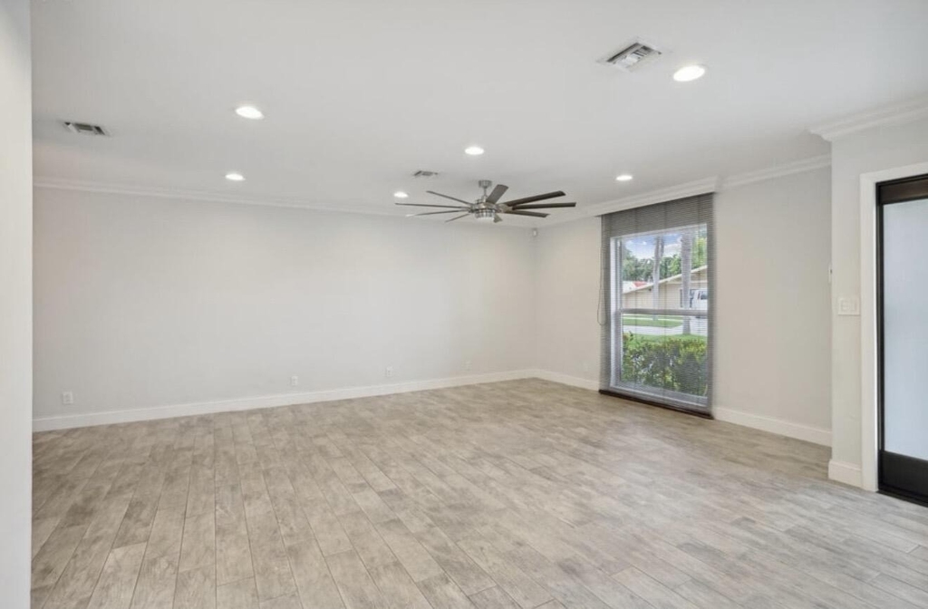 603 Se 7th Avenue - Photo 2