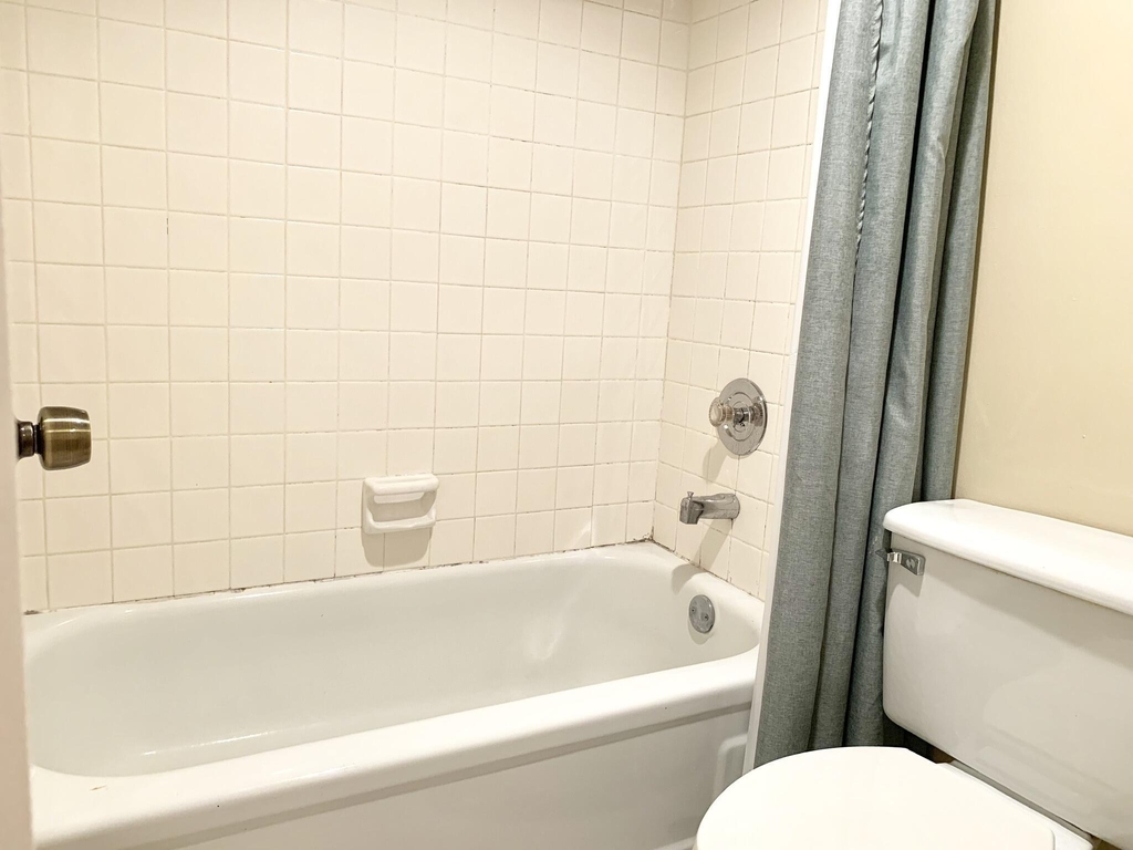 2312 S Cypress Bend Drive - Photo 44