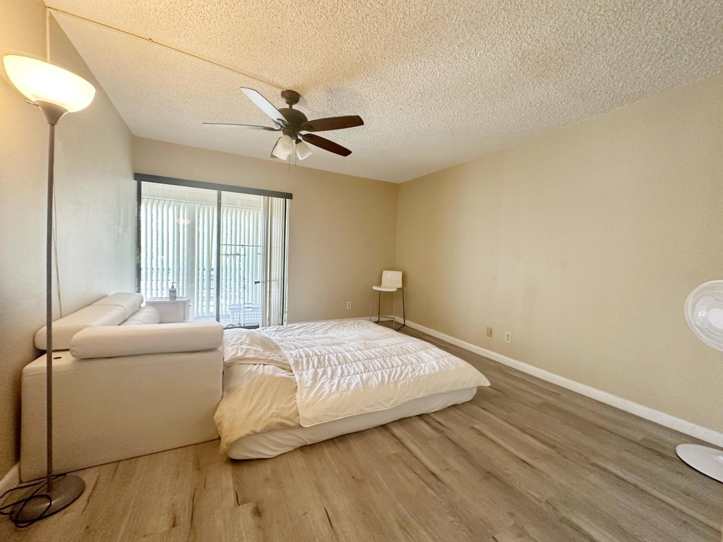 2312 S Cypress Bend Drive - Photo 39