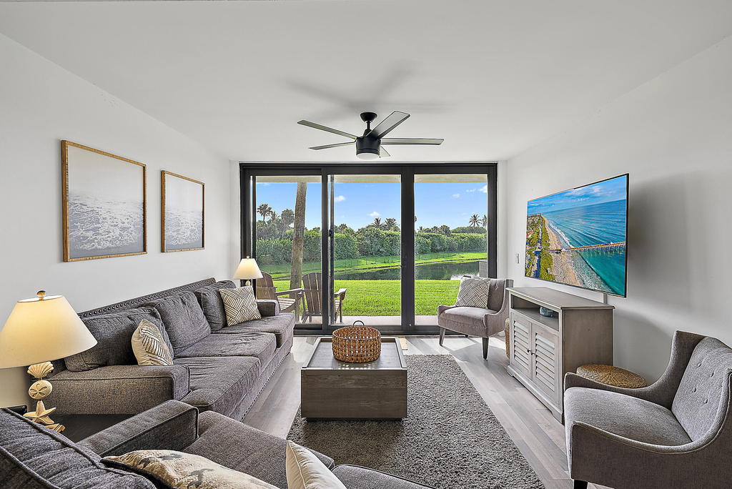 101 S Seas Drive - Photo 3