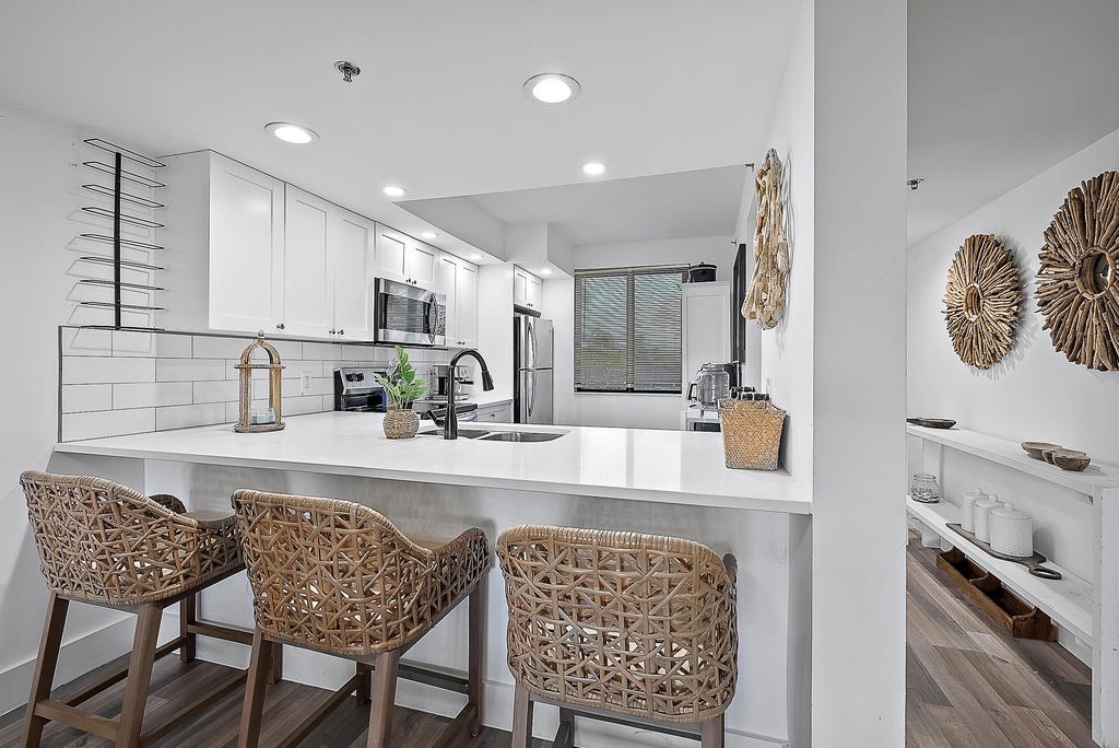 101 S Seas Drive - Photo 12