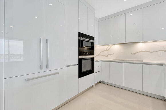 220 Lake Shore Drive - Photo 4