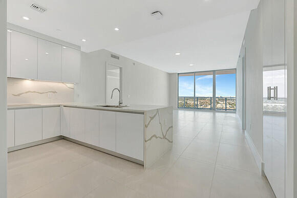 220 Lake Shore Drive - Photo 1