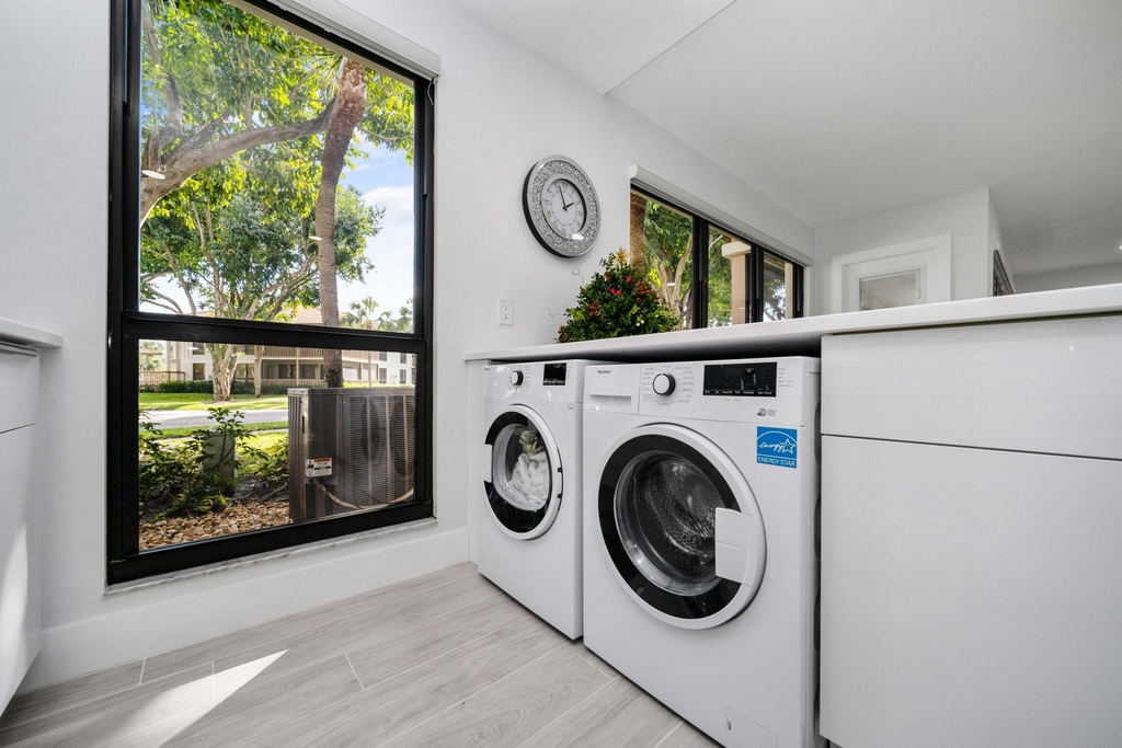 505 Brackenwood Place - Photo 4