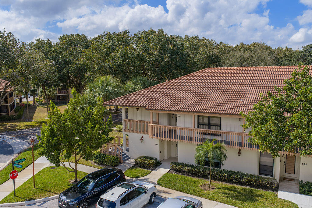 505 Brackenwood Place - Photo 18