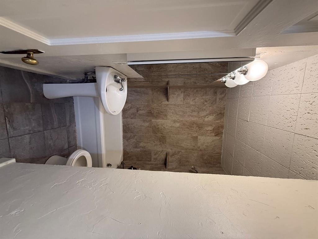 730 S Littler Avenue - Photo 15