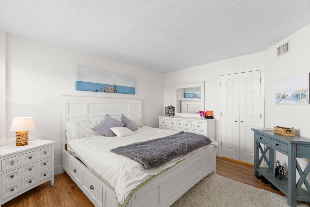 140 Ne 28th - Photo 22