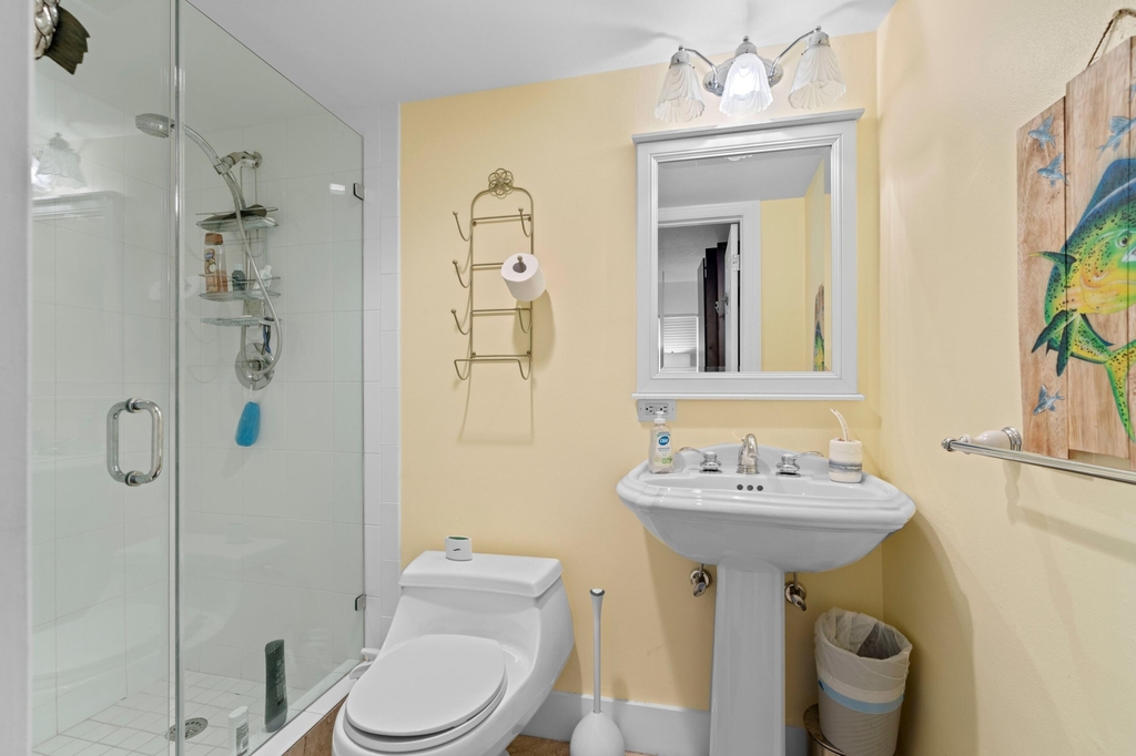140 Ne 28th - Photo 12