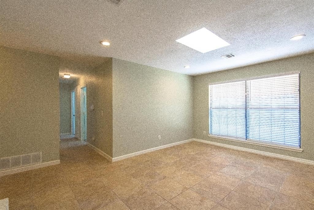 12500 Sw 4th Street - Photo 2
