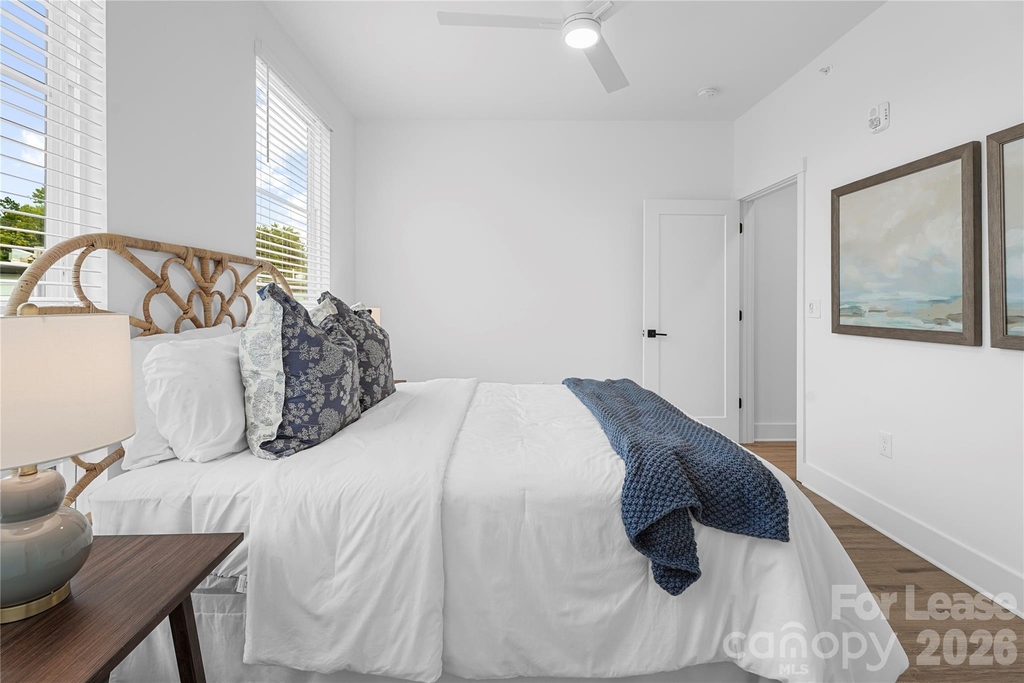 411 Charles Avenue - Photo 9