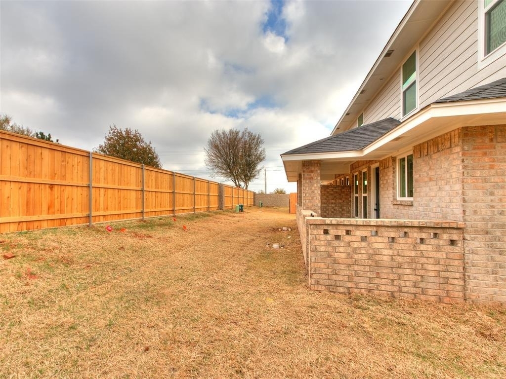 13007 Nw 3rd Court - Photo 4