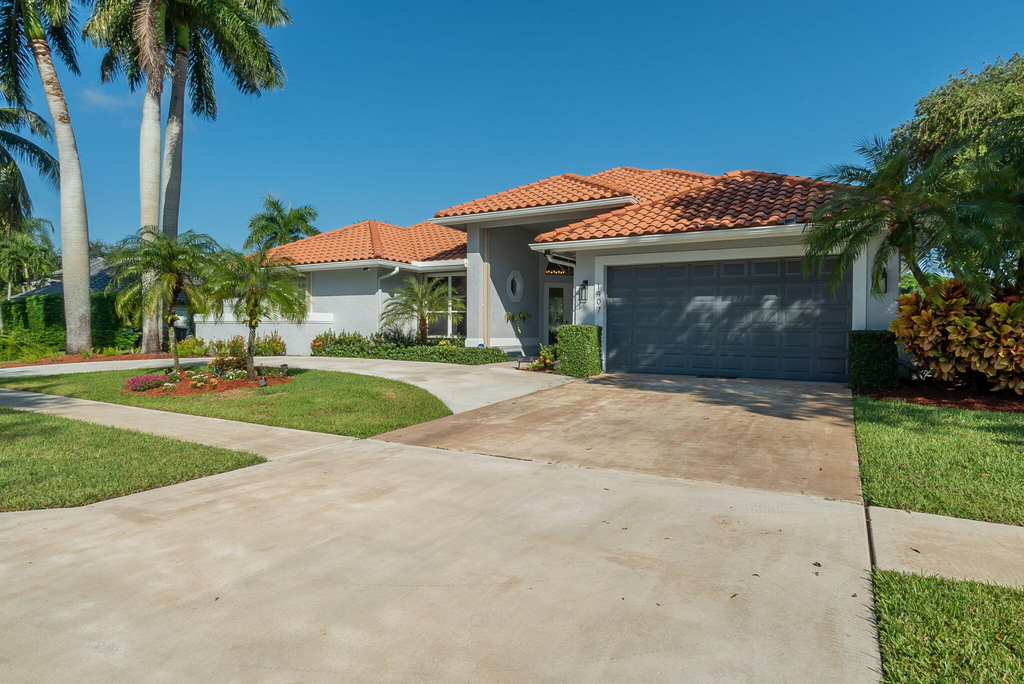 1907 S Club Drive - Photo 1