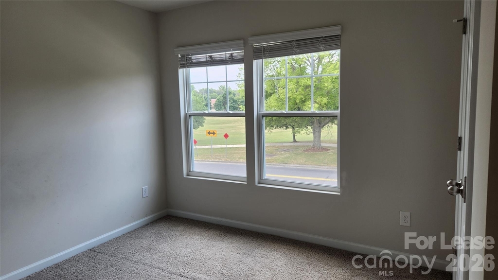 14320 Moss Road - Photo 11