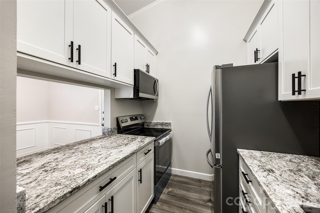 4158 Charlotte Highway - Photo 10