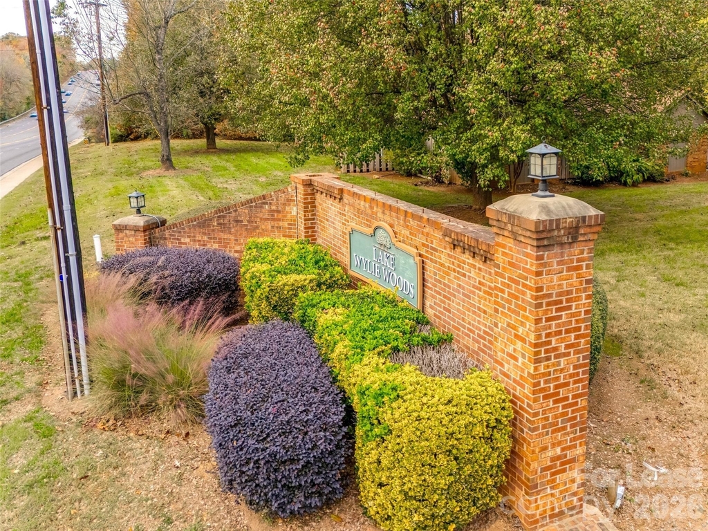 4158 Charlotte Highway - Photo 22