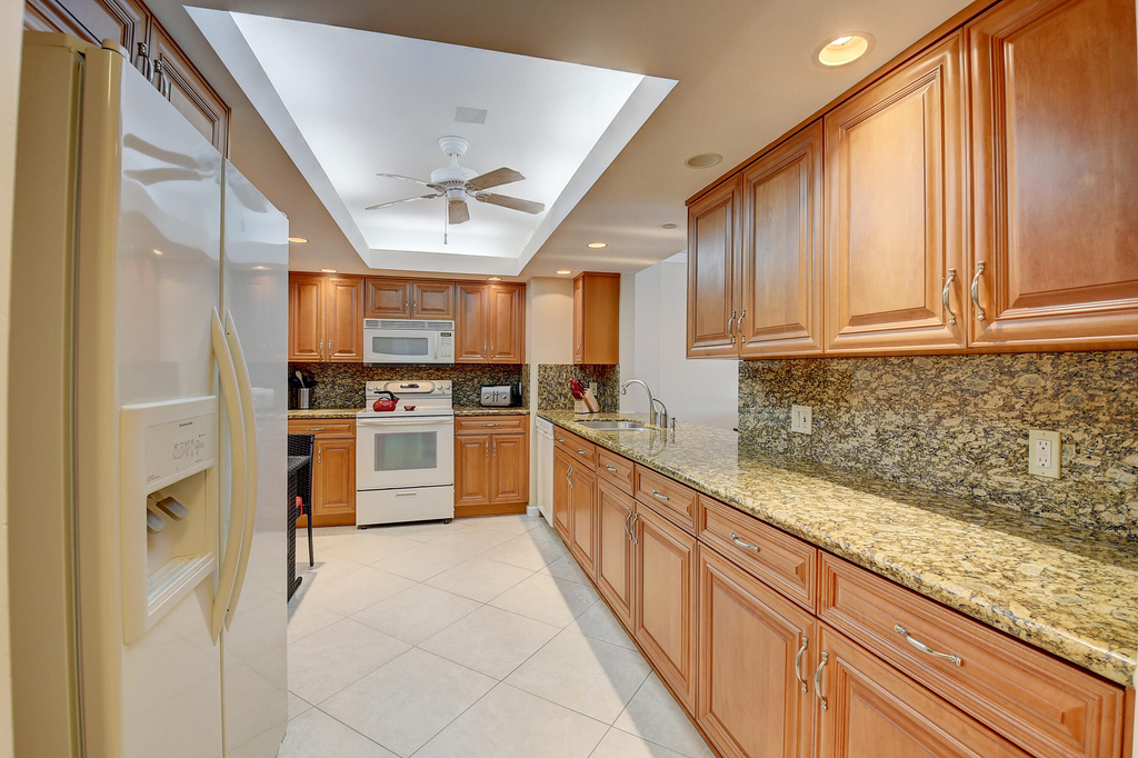 4748 S Ocean Boulevard - Photo 23