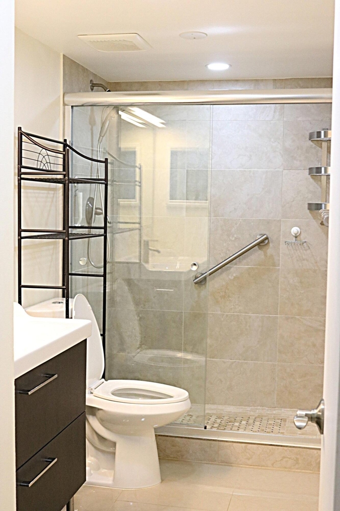 230 Ne 26th Avenue - Photo 1