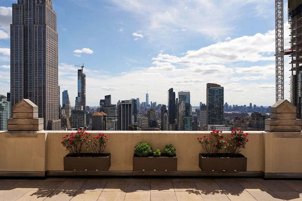 West 38th Street - Photo 5