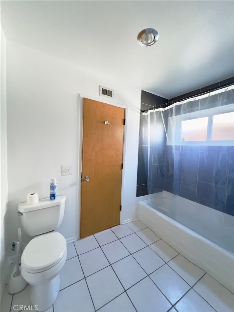 1521 W Westmont - Photo 15