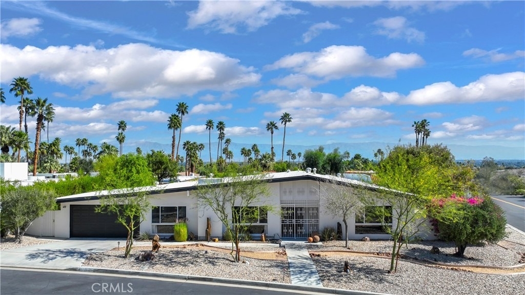 71620 Halgar Road - Photo 1