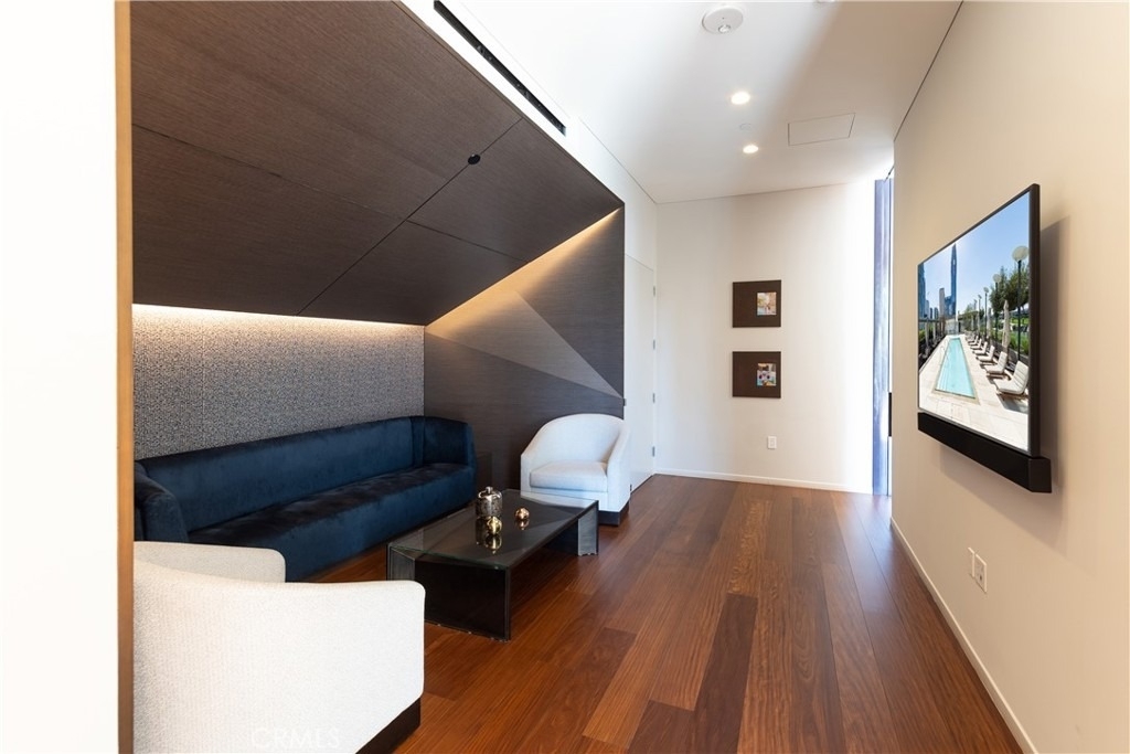889 Francisco Street - Photo 35