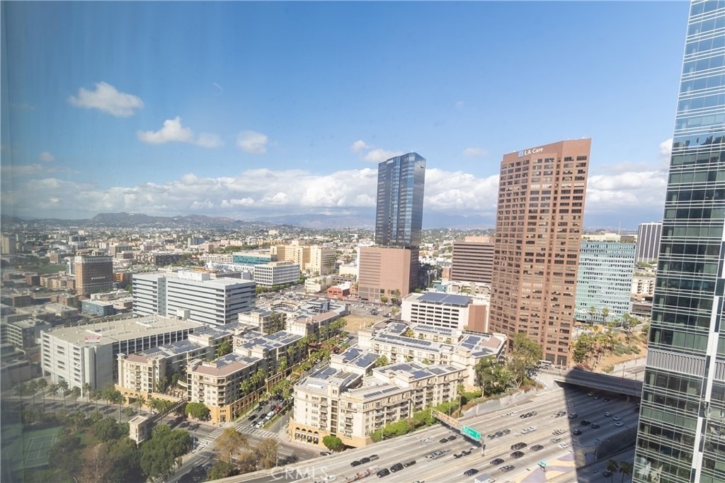 889 Francisco Street - Photo 18
