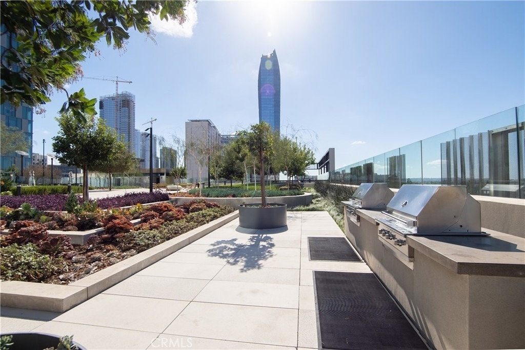 889 Francisco Street - Photo 26